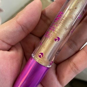 Annette 69 Queen Lip Gloss